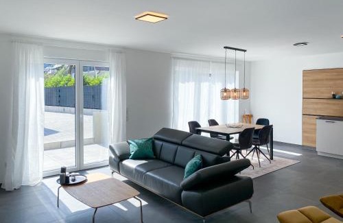 Ebermannstadt Apartamento | 4-Zimmer Wohnung, zentral Fränkische Schweiz, Neubau, Parkplatz, 3 SZ, 2 BZ, große Terrasse