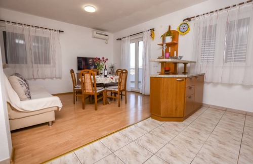 Razanj Apartamento | 40 m² Apartamento ∙ 1 habitación ∙ 4 huéspedes