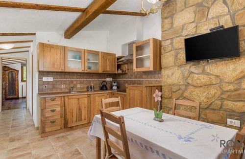 Vrh Apartamento | 40 m² Apartamento ∙ 1 habitación ∙ 3 huéspedes