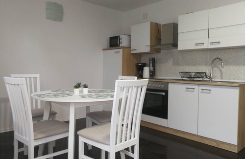 Catrnja Apartamento | 40 m² Apartamento ∙ 2 habitaciones ∙ 4 huéspedes
