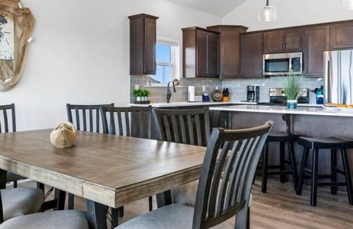 Kimberling City Casa | Labor Day Open, $400 of Daily Activities Free, Amazing Lake Views, Big Deck, Patio with New Hot Tub