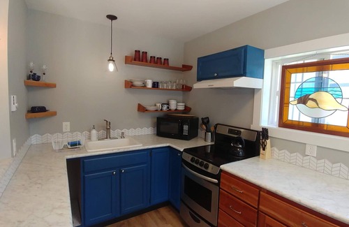 Camano Island Casa | 400 Paces to the Beach! 1 bedroom bungalow