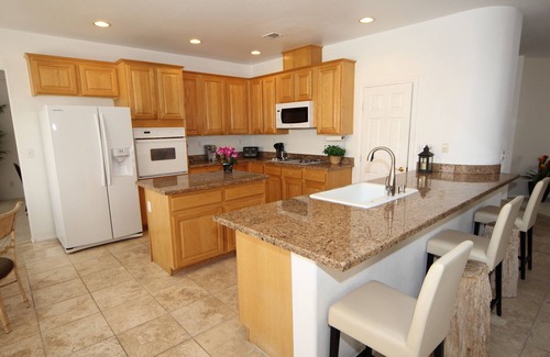Spring Valley Casa | 4000 pies cuadrados, LUXURY HOME- POOL -Gated Community