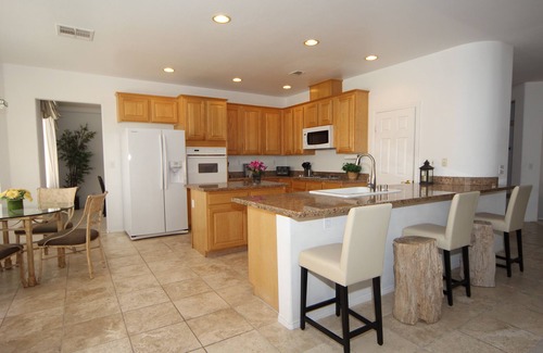 Spring Valley Casa | 4000 pies cuadrados, LUXURY HOME- POOL -Gated Community