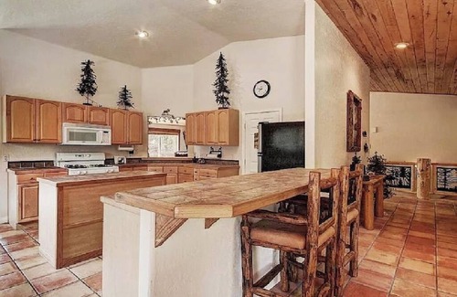 Valley of the Sun Casa | 4000sqft Lux W Pool/Spa, Sauna, Zipline & Tubing Hill!