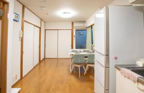 Sakura Apartamento | 402号室貸切!2DK/京成佐倉駅徒歩3分・電車成田空港20分/2部屋/厨房/風呂/畳/家具綺麗!