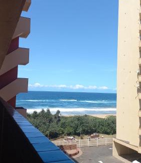 Amanzimtoti Apartamento | 403 Dromedaris On the Beach