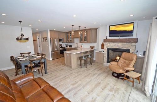 Tahoe Keys Apartamento | 405 Ala Wai Blvd, 180 condo