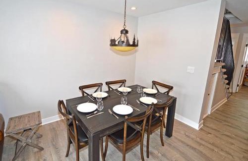 Tahoe Keys Apartamento | 405 Ala Wai Blvd, 180 condo