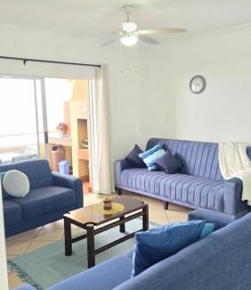 Kingsborough Apartamento | 407 L'Escalier Cabanas -Beachfront Paradise