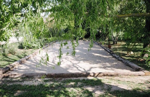 Althen-des-Paluds Casa | 40m2 suite in 18th-century Provencal farmhouse