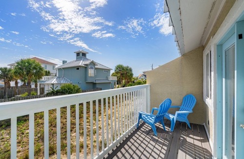 Thomas Drive Condominio | 4109 A Safari St