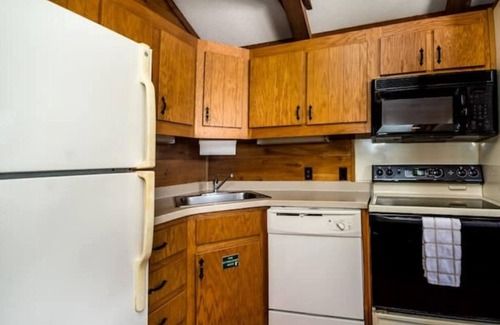 Seminole Cabina | #411 ⛵️Lakefront Cabin 10min toBEACH Dogs OK Kayak ⛵️