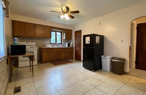 Sharonville Casa | 4185 Crystal View · Nikki's House