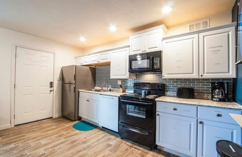 Casa Grande Condominio | 41B - Casa Grande modern 1bd condo heated pool