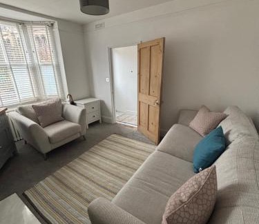 Bury St Edmunds Casa | 42 Church Row - 2 beds and 2 bathrooms