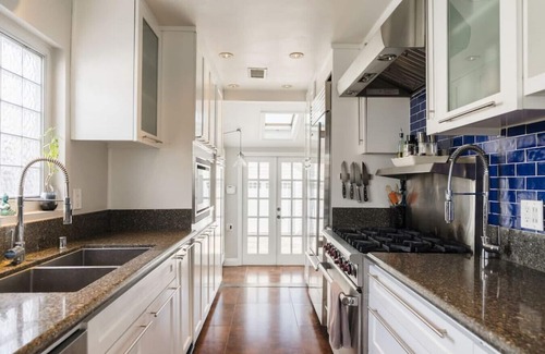 Hillcrest Casa | 4221 · Urban oasis in Hillcrest/Mission Hills