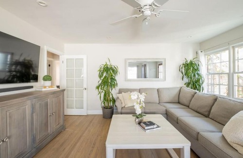 Hillcrest Casa | 4221 Urban oasis in Hillcrest Mission Hills