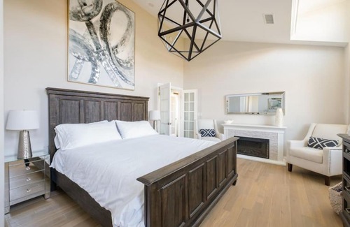 Hillcrest Casa | 4221 Urban oasis in Hillcrest Mission Hills