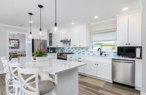Convair Cove Casa | 430 Watts Way