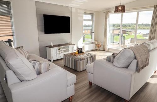Oakmere Casa | 44 Delamere Point