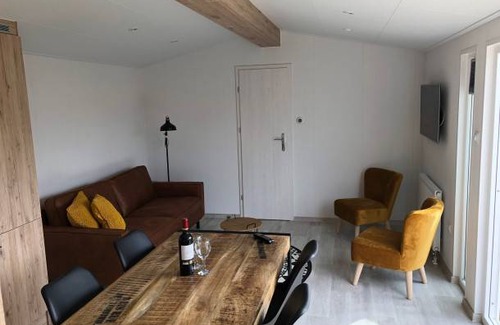 Hippolytushoef Chalet De Esquí | 44 m² Chalet ∙ 2 bedrooms ∙ 4 guests