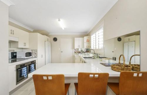 Long Jetty Casa | 44 Oaks Avenue