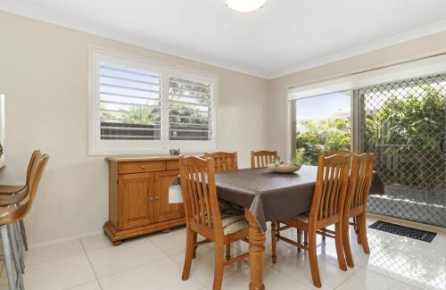 Long Jetty Casa | 44 Oaks Avenue