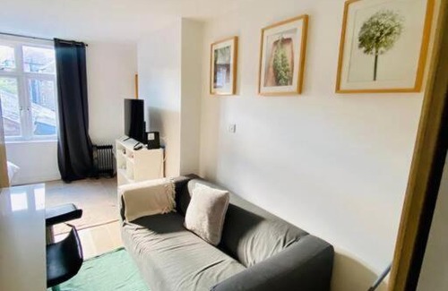 Streatham Apartamento | 444 Streatham
