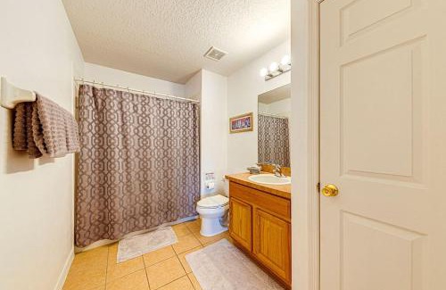 Highgate Park Villa | #447-Beautiful, spacious villa with sunny private pool, overlooking conservation land