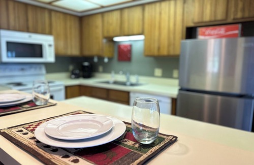 Conway Casa | 45' Crooked Lake Frontage + Dog Friendly