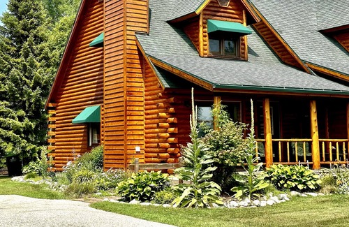 Conway Casa | 45' Crooked Lake Frontage + Dog Friendly