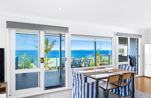 Kianga Casa | 45 Hillside Cres Beach House