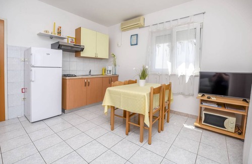Rogoznica Apartamento | 45 m² Apartamento ∙ 1 habitación ∙ 2 huéspedes