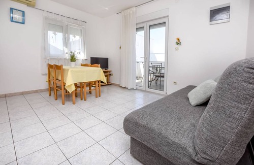 Rogoznica Apartamento | 45 m² Apartamento ∙ 1 habitación ∙ 2 huéspedes