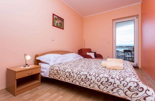 Vrbnik Apartamento | 45 m² Apartamento ∙ 2 habitaciones ∙ 4 huéspedes