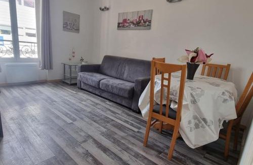 Corbeil-Essonnes Apartamento | 45 m2 au Centre Ville - Les bougies
