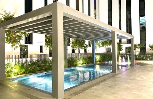 Sharjah Apartamento | 45 Mins drive to Dubai Marina and The Beach at JBR
