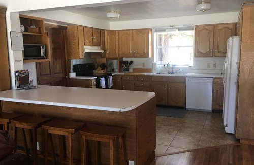 Pagosa Springs Casa | ¡450 acres privados con 3/4 millas de río! Estanques, bosque, pesca, senderismo!
