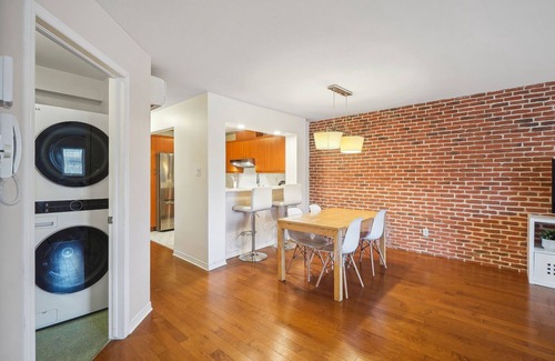 Maisonneuve Condominio | #453 Spacious & Stylish 3 Bedrooms Condo on 2 Floors