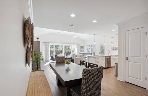 Folly Field Casa | 46 Folly Field, Quick Walk to Beach, Large Pool, Private Yard, Pet Friendly