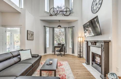 Central West End Apartamento | 4632 First Floor Hidden Gem