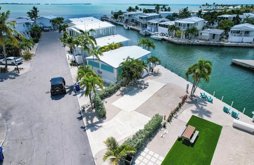 Cudjoe Key Alquiler De RV | 464 Empty RV Lot with 35' Seawall