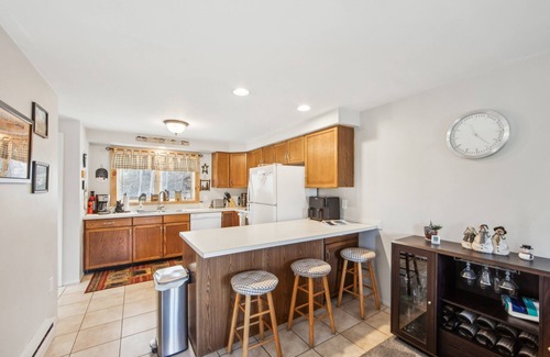 North Creek Casa | 46er 15e - Stylish & Comfortable Mountain Retreat 2 Bedroom Townhouse by The Summit at Gore Mountain