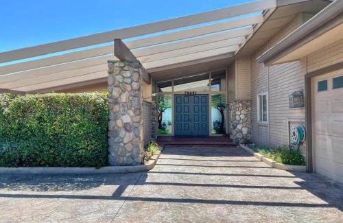 San Simeon Casa | 4757 Windsor Bl.