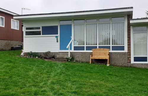 Cromer Cabaña | 48 Kings Chalet Park - un chalet de vacaciones con capacidad para 4 personas en 2 habitaciones