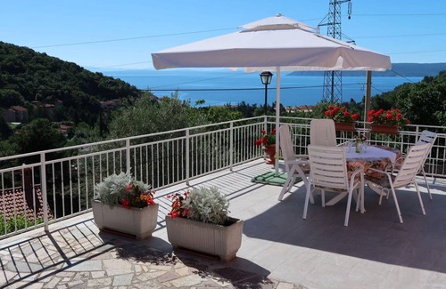 Sucici Apartamento | 48 m² Apartamento ∙ 2 habitaciones ∙ 4 huéspedes