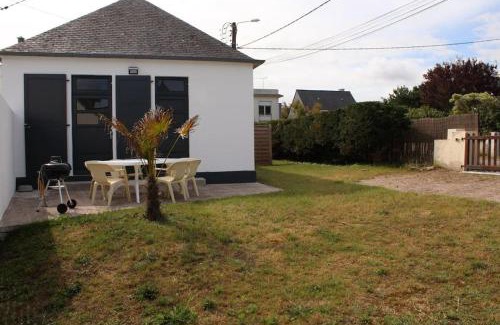 Erquy Villa | 481 - Maison de pêcheur à 50m de la plage de Caroual.