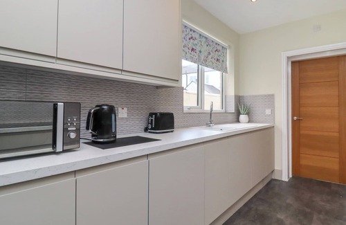 Clitheroe Cabaña | 49 WADDINGTON ROAD, pet friendly, with open fire in Clitheroe