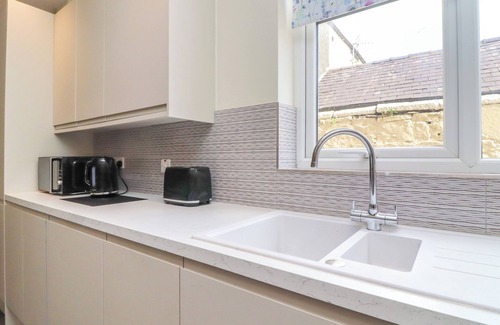Clitheroe Cabaña | 49 WADDINGTON ROAD, pet friendly, with open fire in Clitheroe